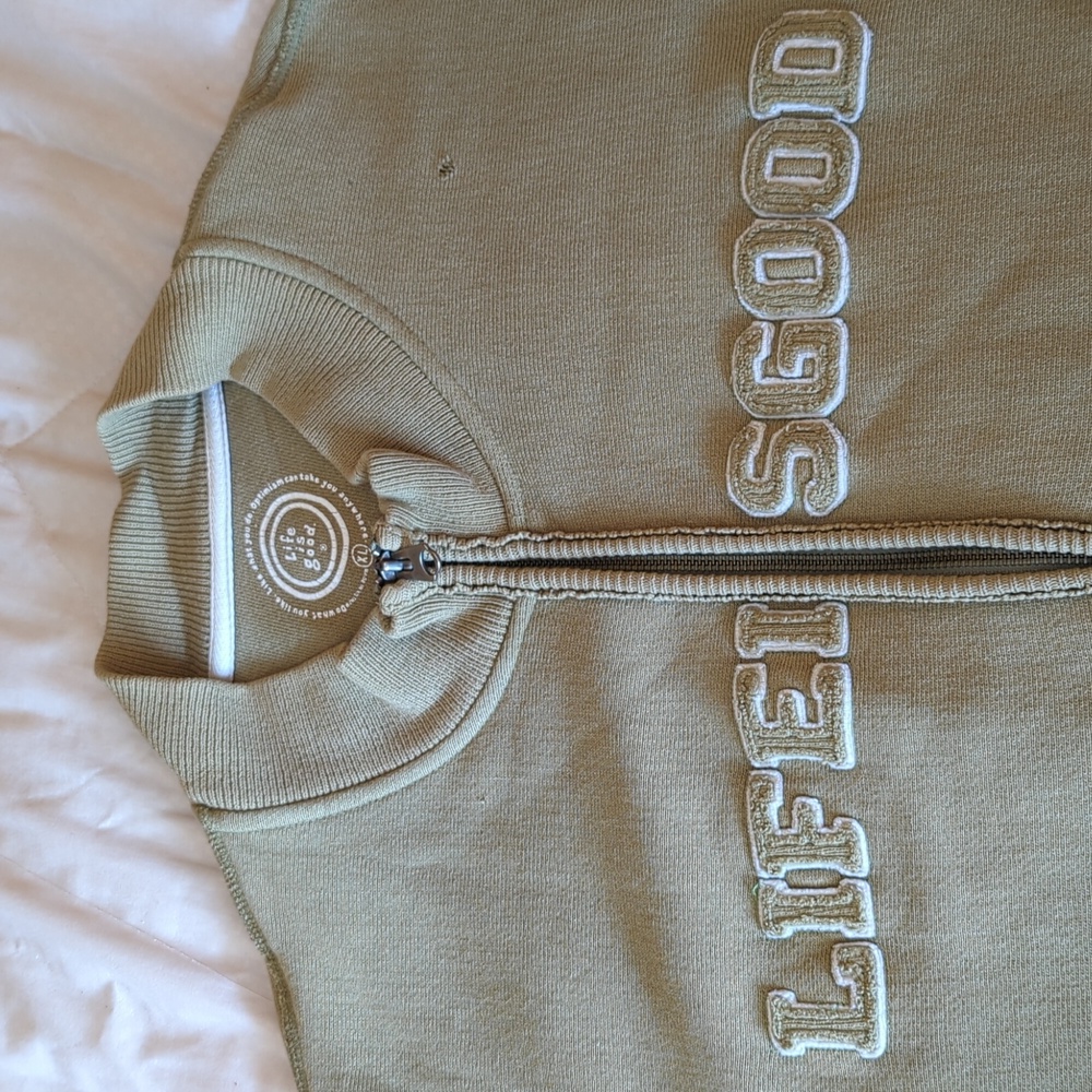 Oversized Vintage quarter zip Life is Good sweatshirt - Picture 2 of 7